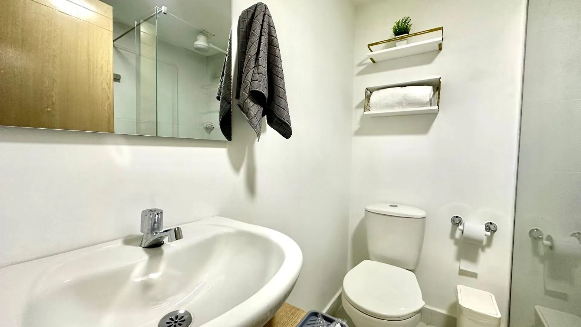 Fatima Coliving Hotel Medellin