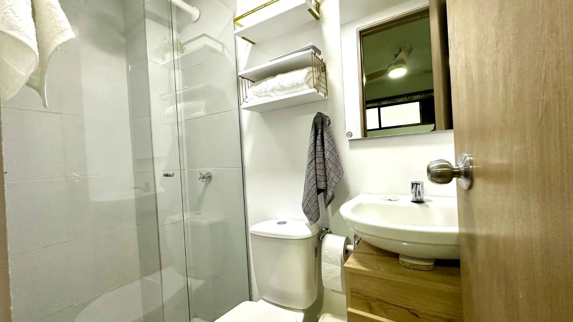 Fatima Coliving Hotel Medellin 0*,  Colombia