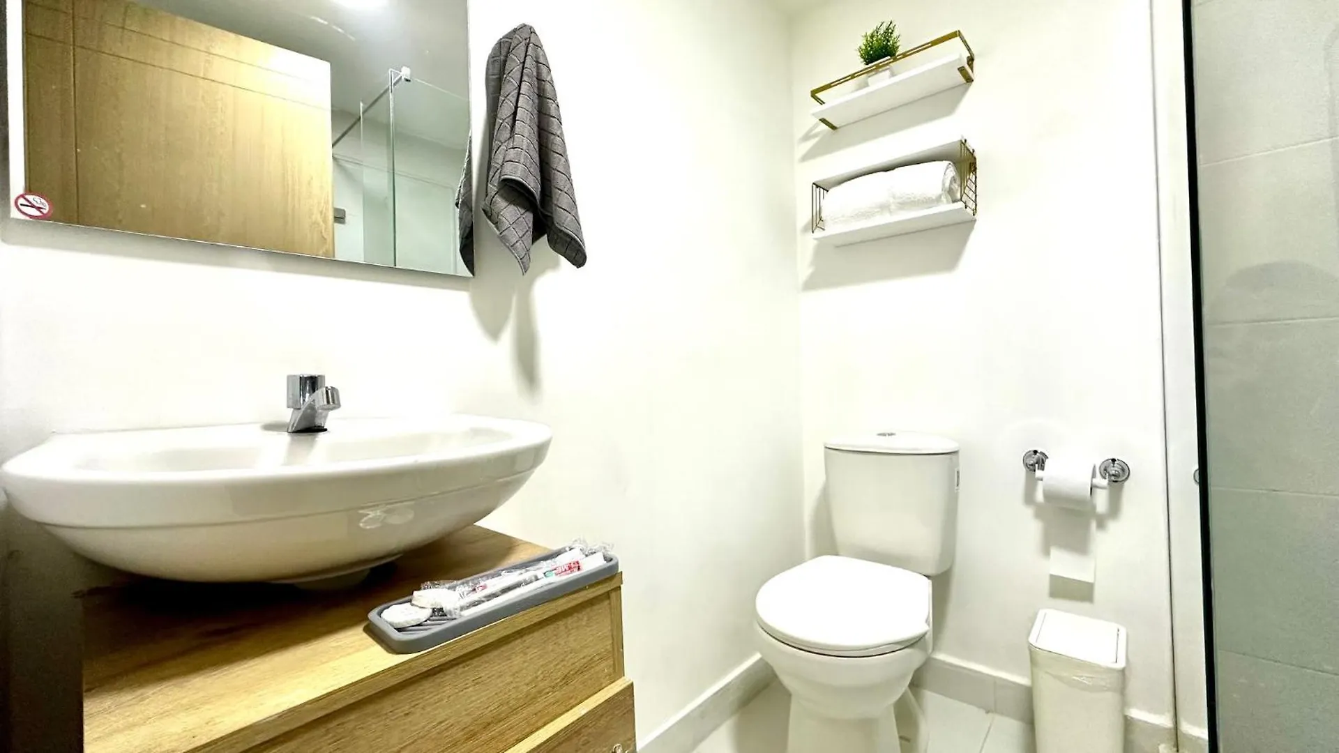 Fatima Coliving Hotel Medellin 0*,